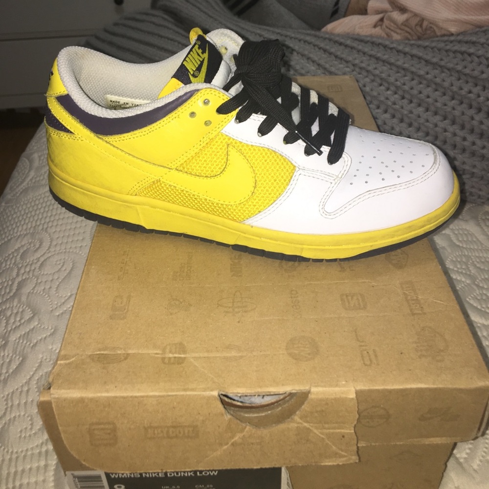 Nike dunk low yellow grey and white sneaker